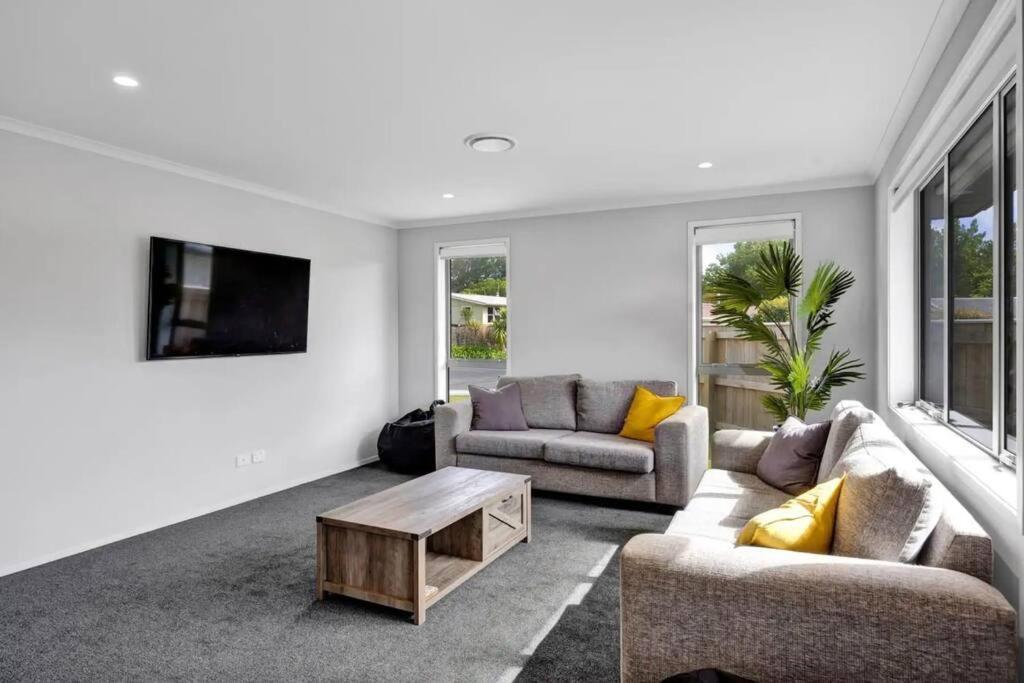 Holiday home Fairbank Avenue *